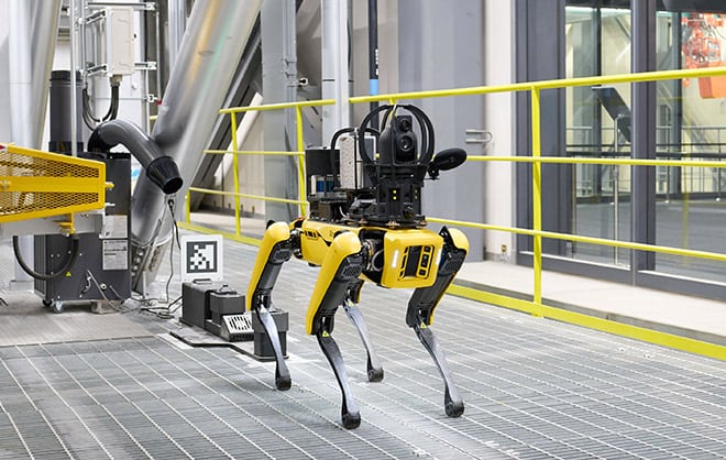四足歩行ロボット